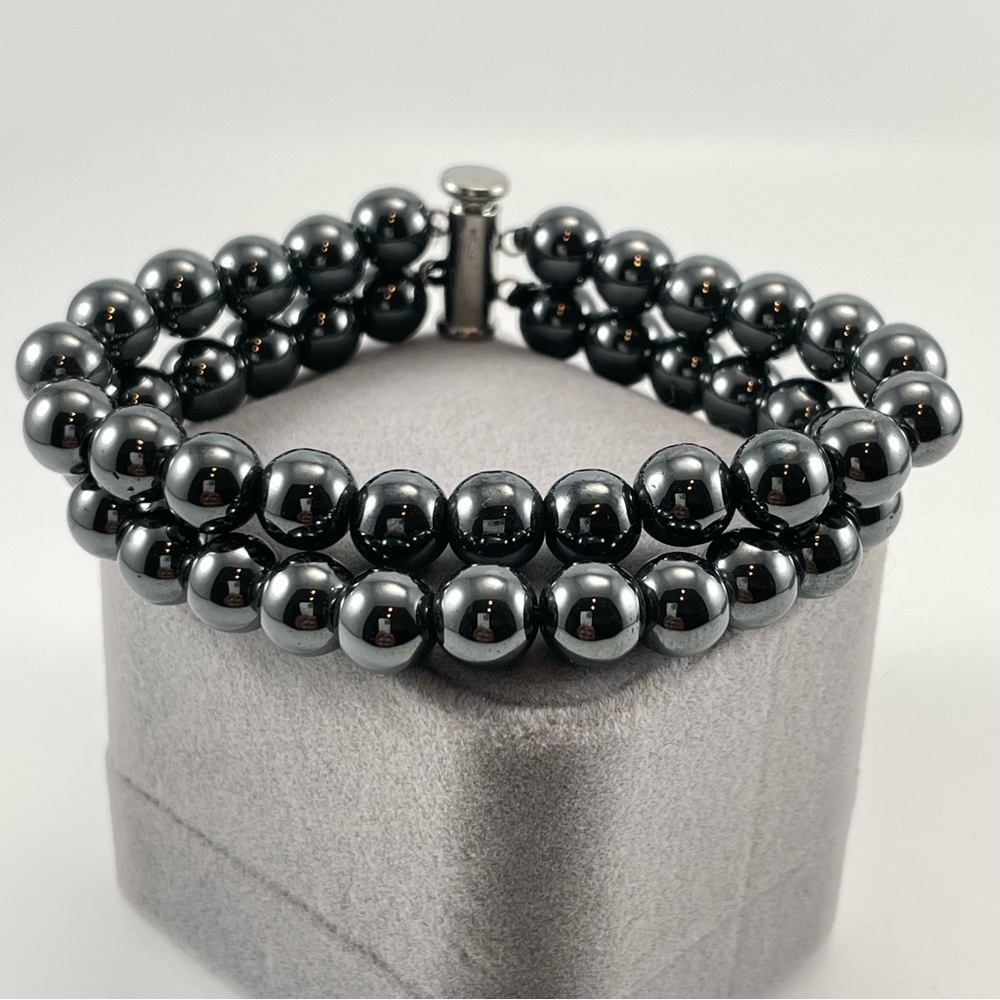 Beautiful Unsigned Vintage Simple Hematite Bracelet Hematite Stone Bead